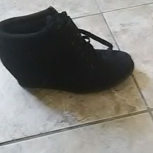 Forever wedges brand new
